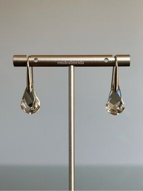 Swarovski Crystal Brown Gold Tone Energic Dangle Drop Earrings 5616263